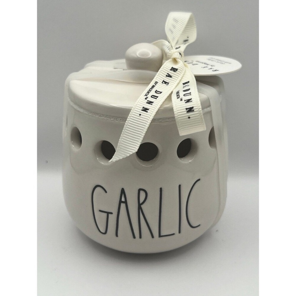 NWT Rae Dunn Mini Garlic Cellar